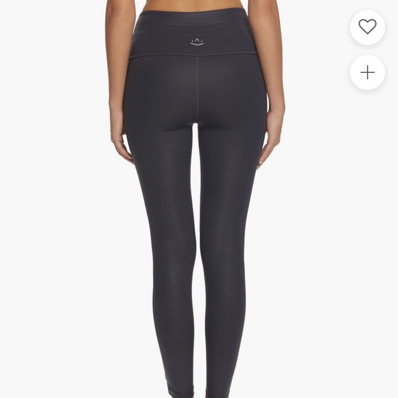 Beyond Yoga Pearlized Ride Legging Nocturnal Navy - Picture 3 of 5